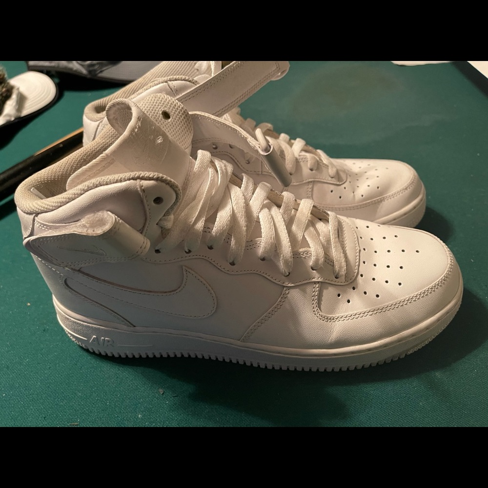 White AF1